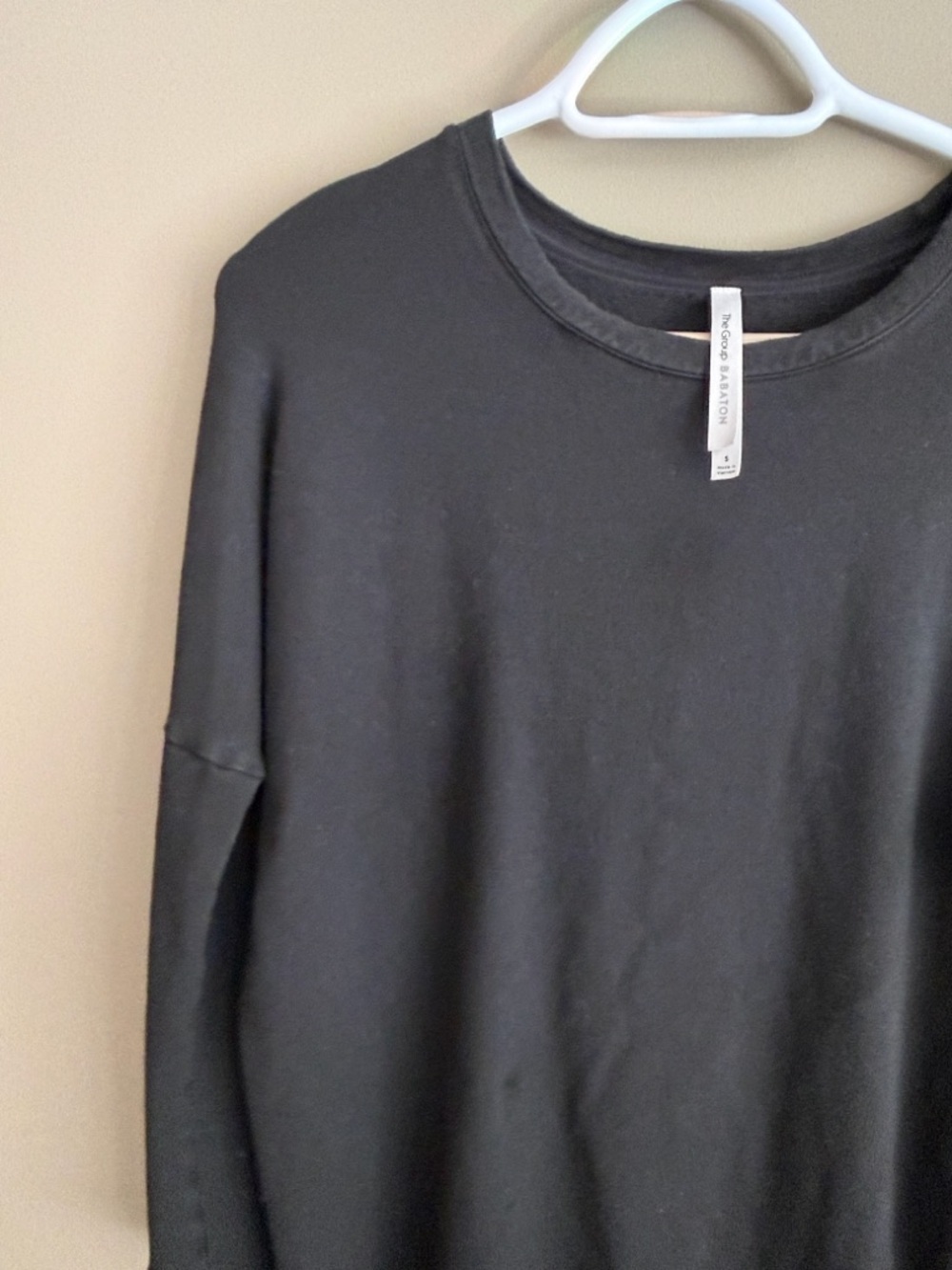 Babaton Black Crewneck Pullover size small free w/ bundle purchase - Picture 3 of 7